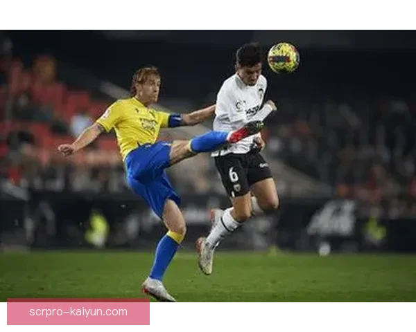 内马尔表现稳健，与C罗梅西对比展现出独特竞技风格